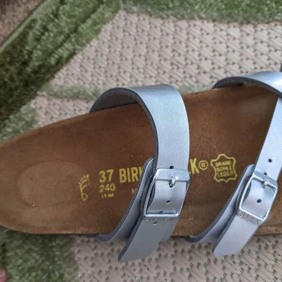 Birkenstock Mayari Sandals, Silver, size EU 37 (US 6.5/7) NEW - Picture 2 of 7